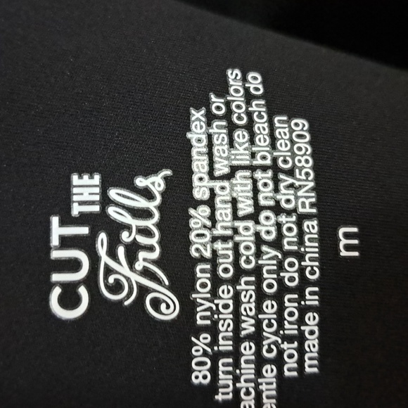 Cut The Frills Leggings with Velvet Side Stripes - Picture 6 of 9